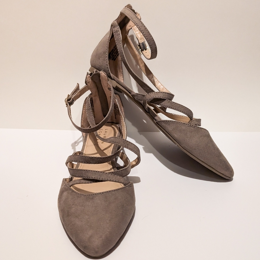 Lauren Conrad Strappy Flats Pointed Toe Beige women's size 8